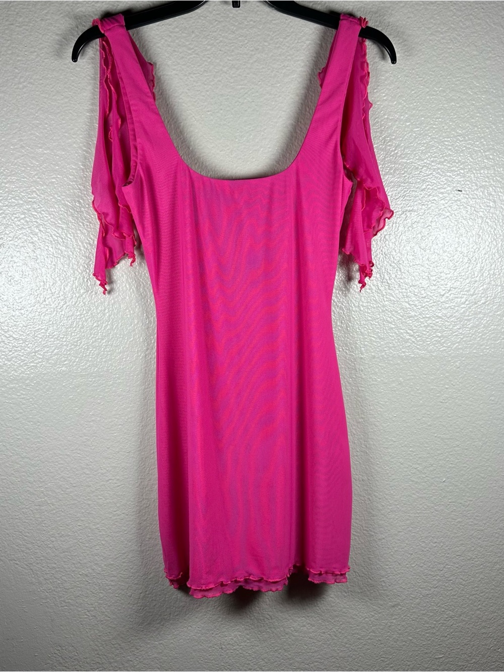 White Fox Boutique Don’t tell me now mini dress in hot pink SZ:S - Picture 2 of 7